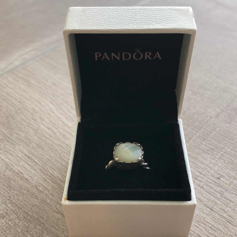 Pandora Ring